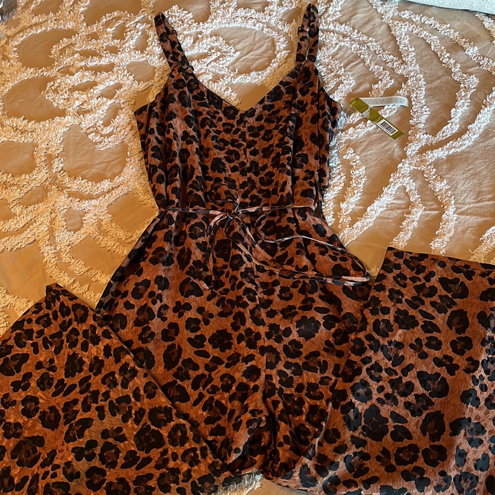 NWT Gianni Bini Jumper 8 - Picture 4 of 8